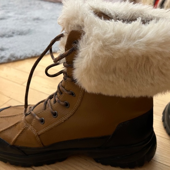 Snowshoes / Winter boots women UGG - Size 11 US / 42 EU - Picture 2 of 4